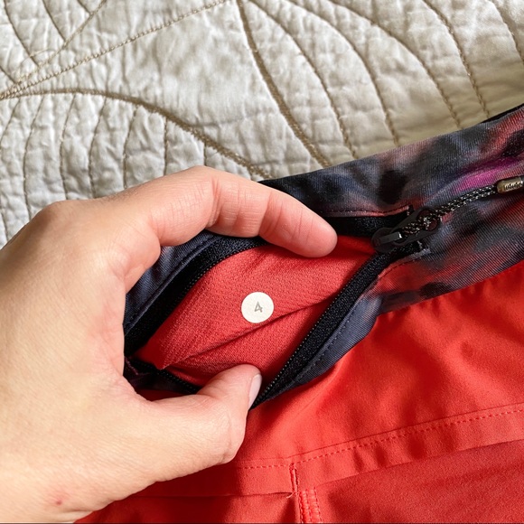 2/$50🍑 LULULEMON Red and Patterned Speed Shorts - Picture 6 of 9